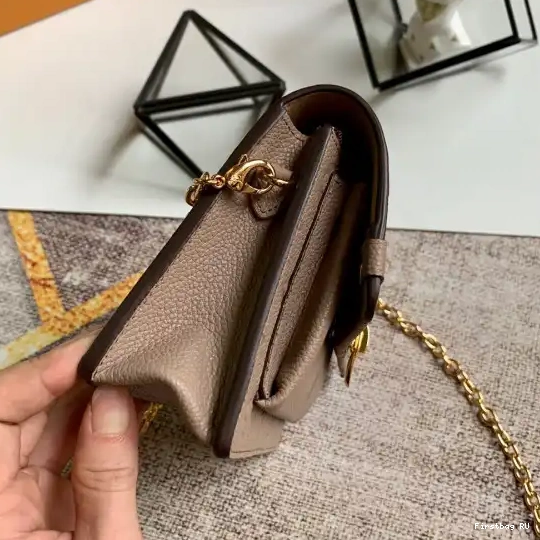 Firstbag ru LOUIS CHAIN VUITTON VAVIN WALLET 0610